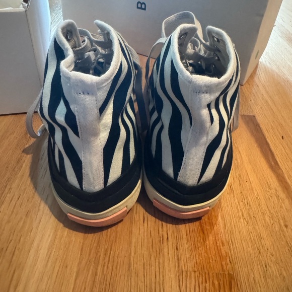 Acne Studios men’s size 42 us9 navy and white striped high tops new in box - Picture 5 of 7